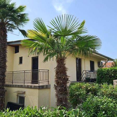 Apartman Tamy Malinska Εξωτερικό φωτογραφία