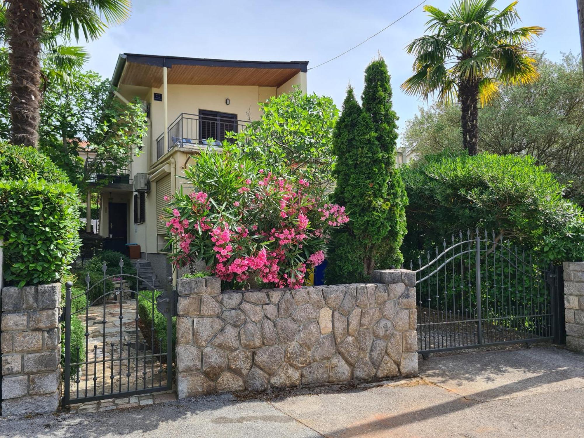 Apartman Tamy Malinska Εξωτερικό φωτογραφία